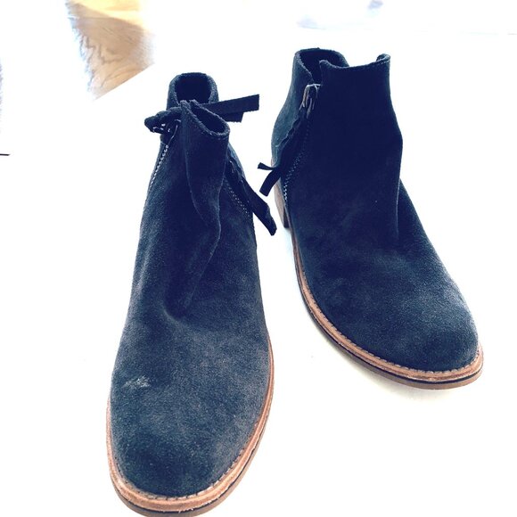 DOLCE VITA WOMAN SUTTON SUEDE ANKLE BOOTIE Sz 9.5 DARK GREY - Picture 5 of 9